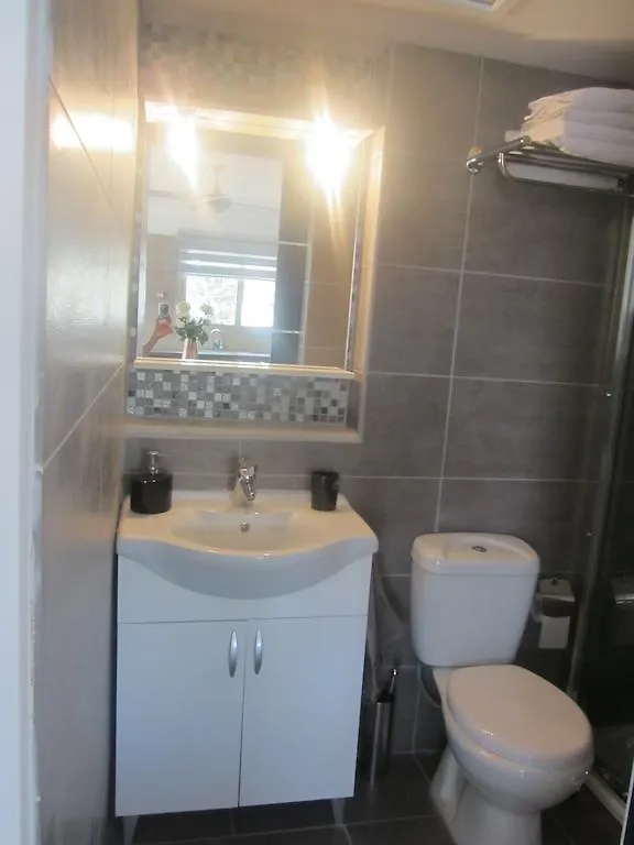 Marina Apartments 211 Larnaca Cyprus