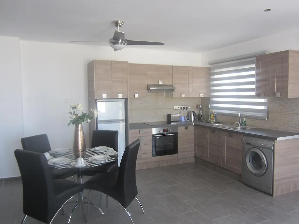 Marina Apartments 211 Larnaca