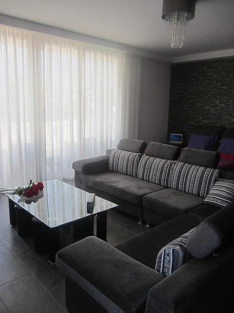 Marina Apartments 211 Larnaca