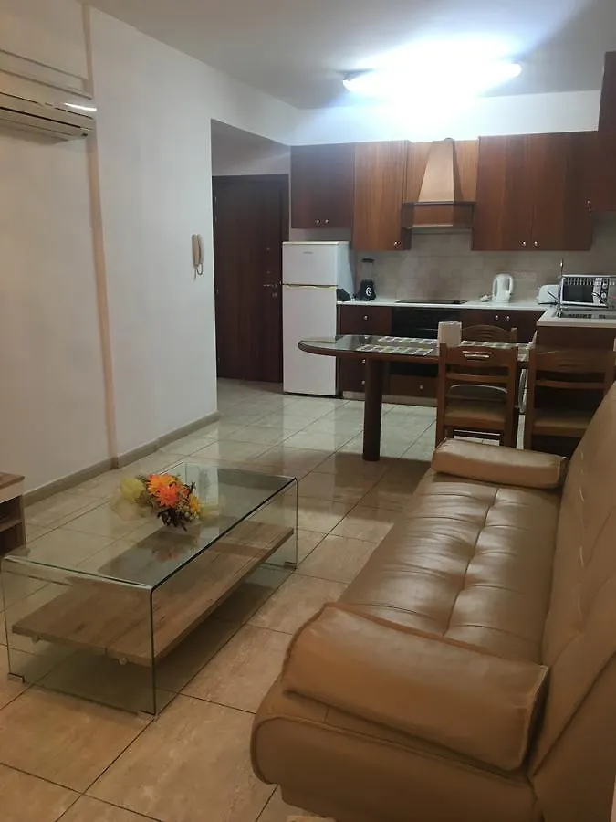 Marina Apartments 211 Larnaca